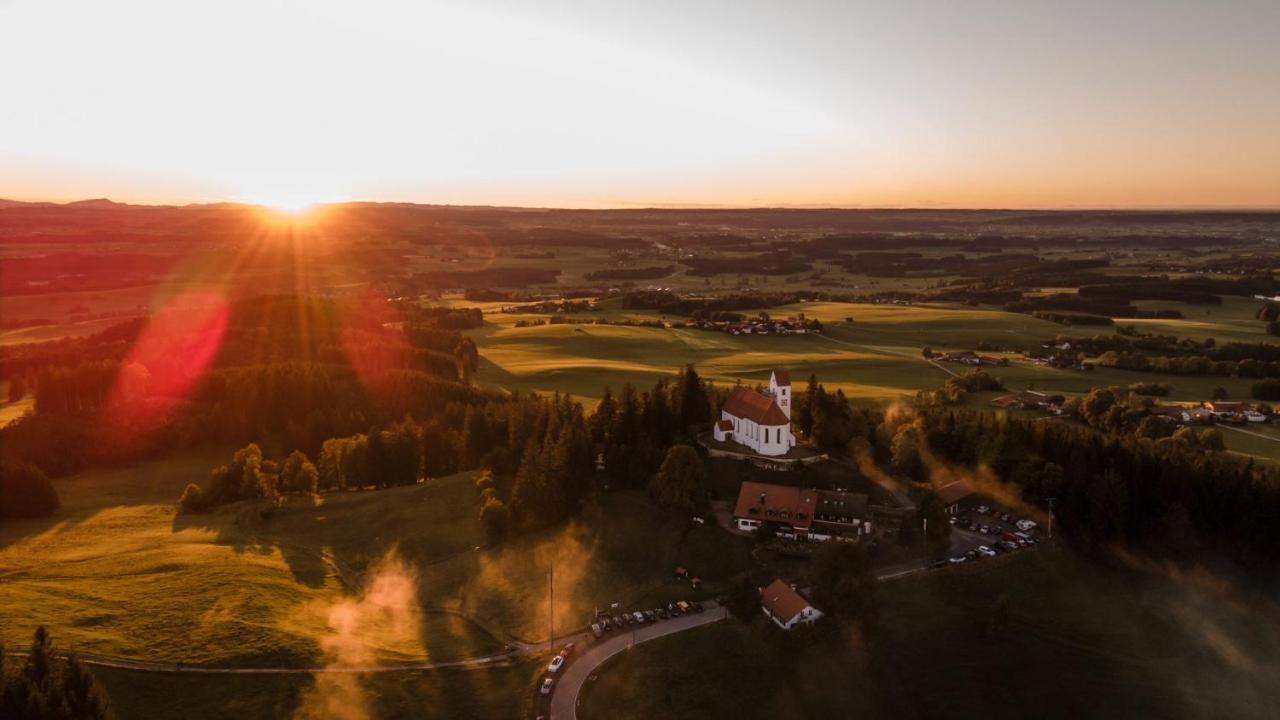 Panoramagasthof Auf Dem Auerberg Bernbeuren Extérieur photo